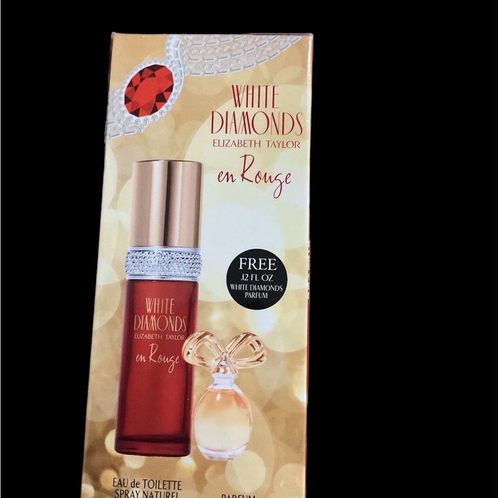 White Diamond by Elizabeth Taylor en Rouge